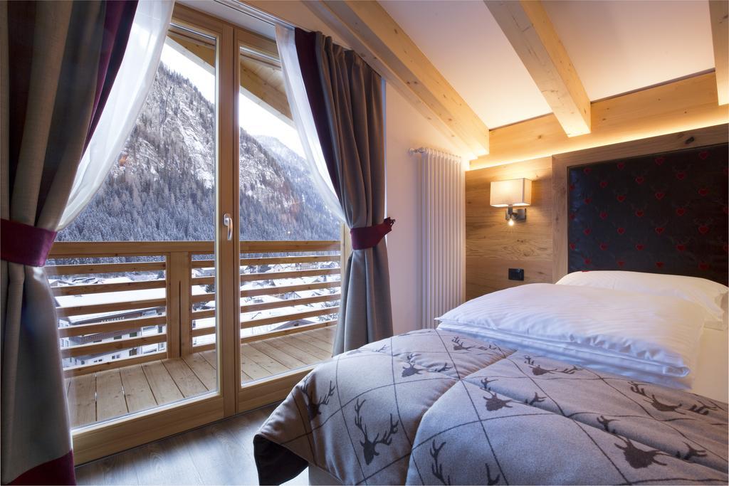 Chalet Marcora 캄피텔로디파사 객실 사진